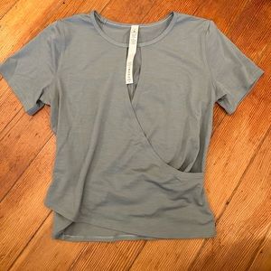 Lululemon going out top—Chambray